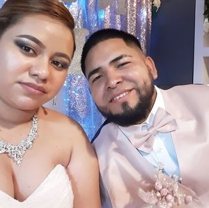 Meet your Posher, Flores